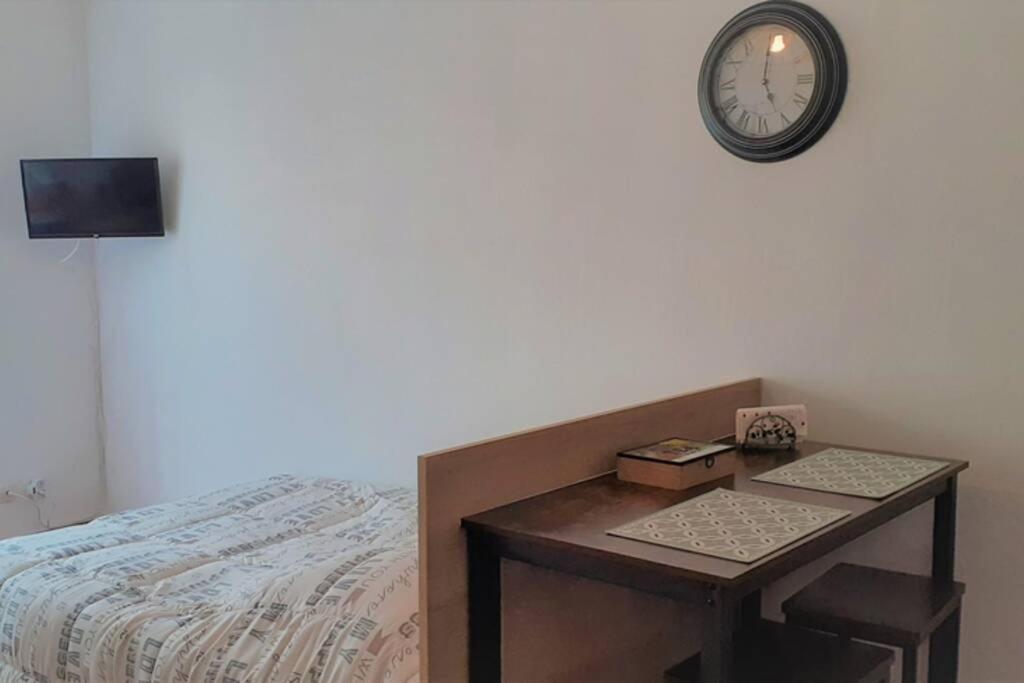 Agreable Logement Proche De La Gare Et Du Polygone Lejlighed Béziers Eksteriør billede